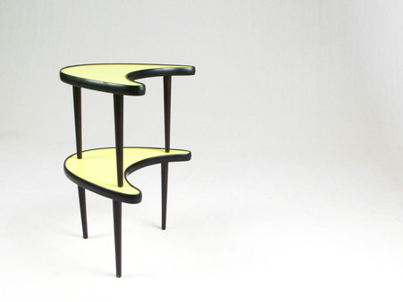 Banana_side_table_5