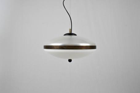 Ufo_lamp_3_rid